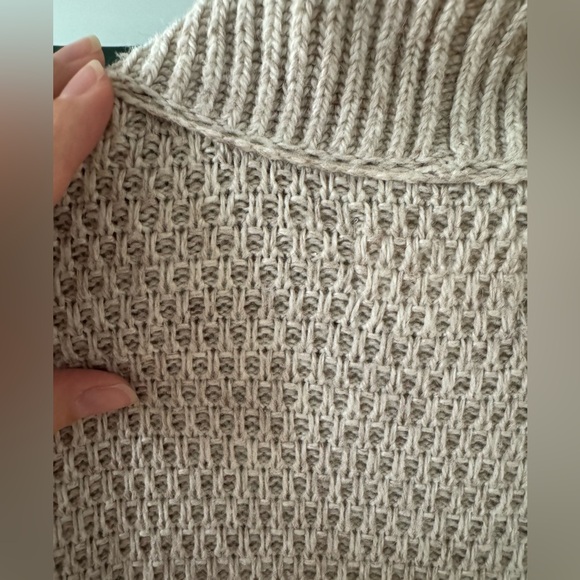 Lou & Grey Knit Cardigan Sweater in Oatmeal - Picture 6 of 8